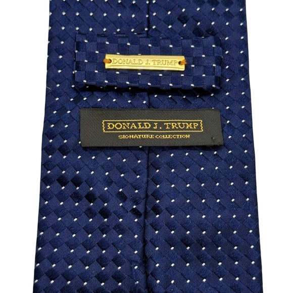 Donald J Trump Signature Collection Navy Blue White Dot Silk Necktie - Picture 3 of 4